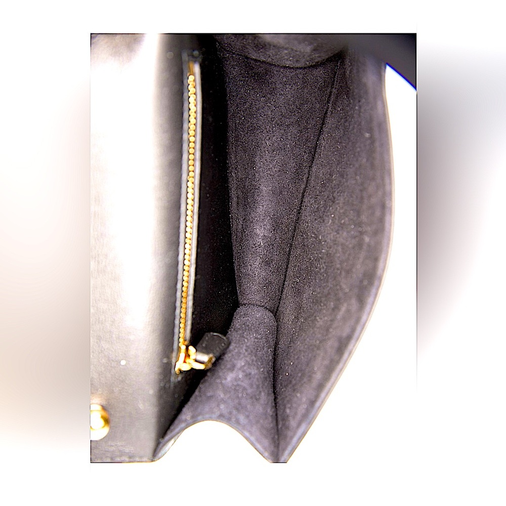 Gorgeous CALFSKIN CHRISTIAN DIOR C’EST DIOR BAG(Includes Authenticity Card) - Picture 11 of 16